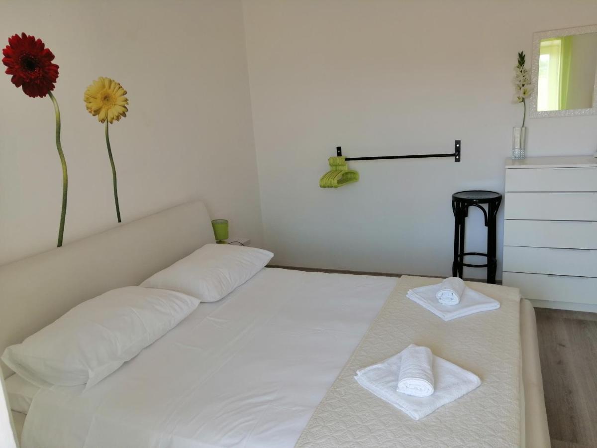 Apartment Roky Hvar Town Exteriör bild